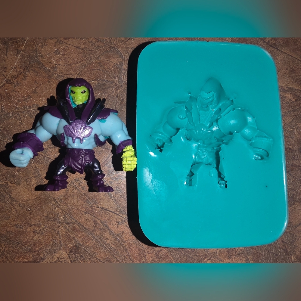 Skeletor MOTU Master Of The Universe Action Fugure Food Safe Baking Mold Cake